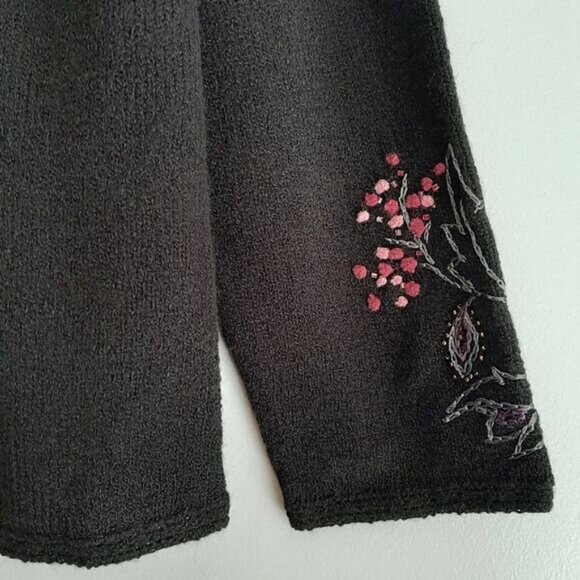 TANJAY / Floral Embroidered Button Down Fine Knit Cardigan Sweater Black Sz M P - Picture 6 of 15